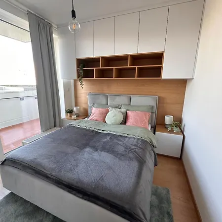 Stylish Duplex Near Old Town Waterfront Nature Apartment Pressburg