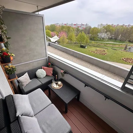 Stylish Duplex Near Old Town Waterfront Nature *