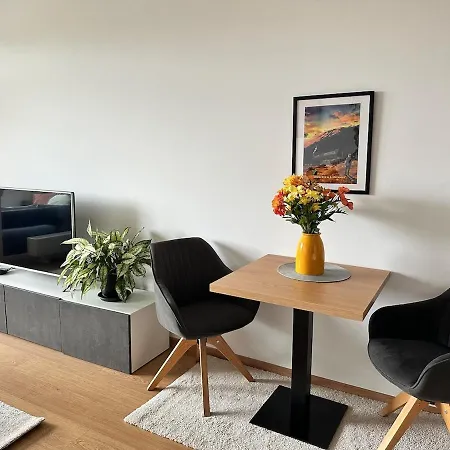 Stylish Duplex Near Old Town Waterfront Nature Apartment *