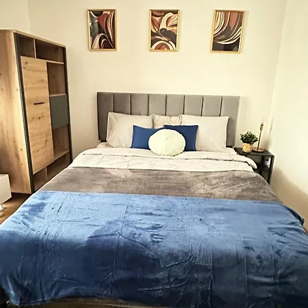 Apartment Stylish Duplex Near Old Town Waterfront Nature *