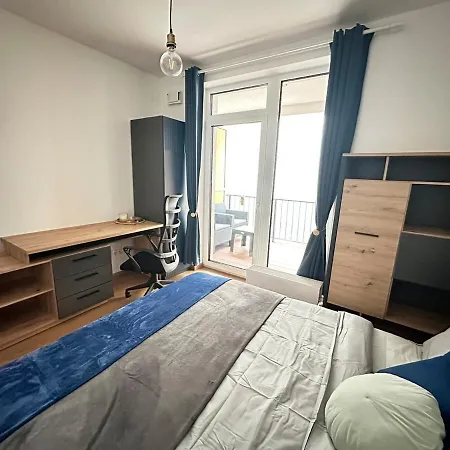 Apartment Stylish Duplex Near Old Town Waterfront Nature